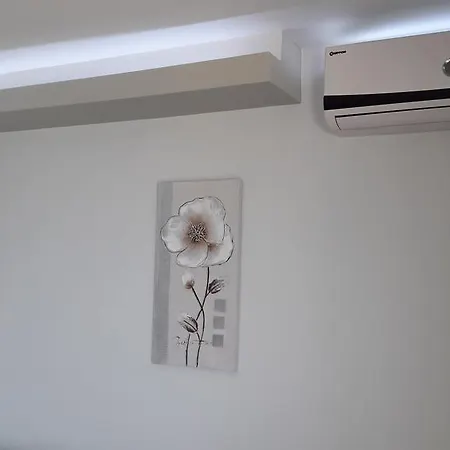 Faros 公寓