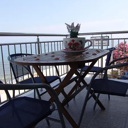 Faros Apartment Skala Sotiros
