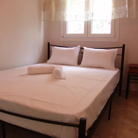 Apartment Faros